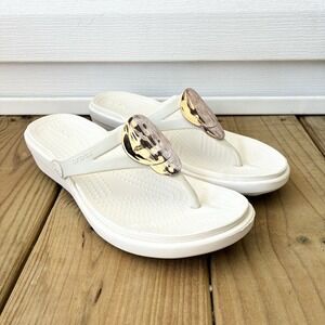 Crocs Sanrah Liquid Metallic Wedge Flip Flops Sandals White Ivory Womens 6